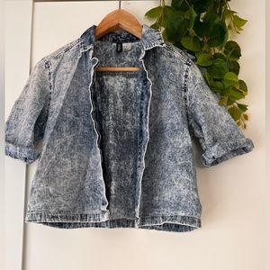 Cropped acid wash “denim” shirt